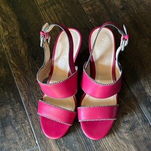 Coach Women's Fuschia Sandals